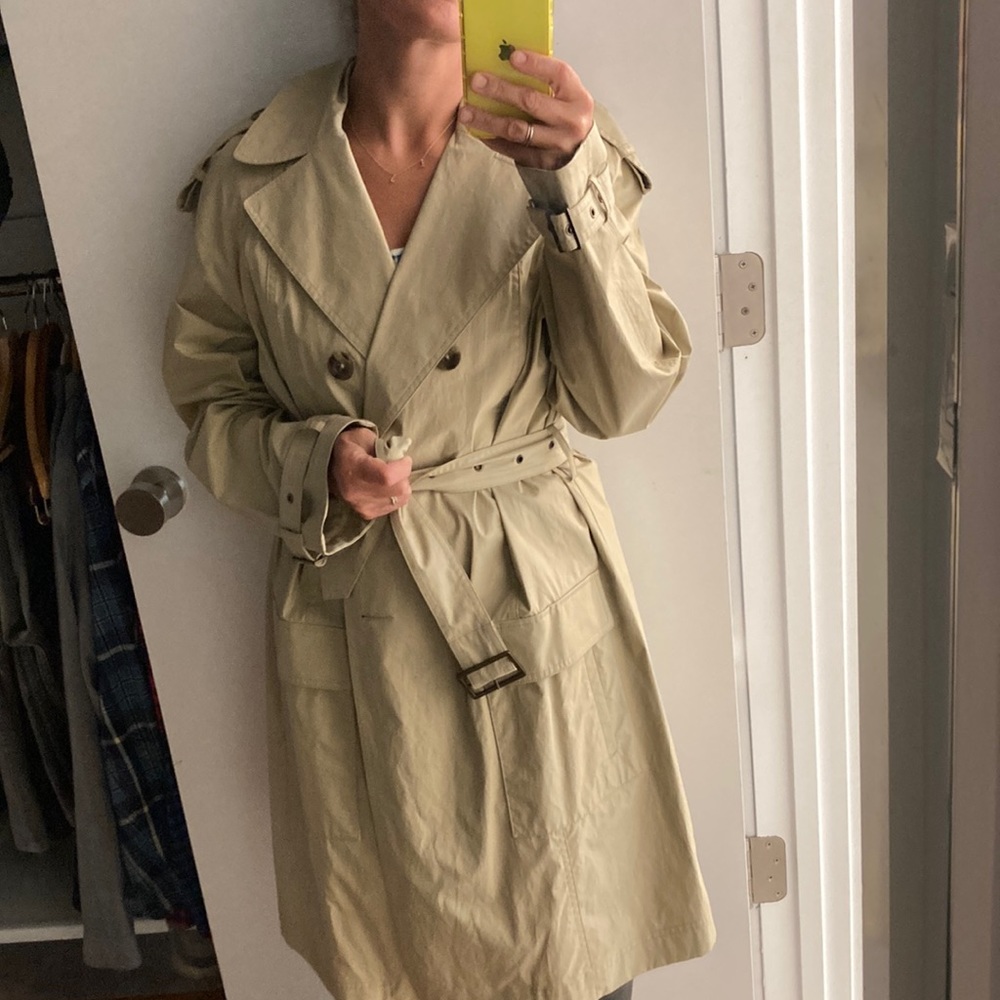 Vince trench coat size medium coated cotton